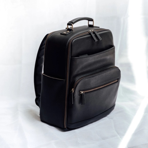 ISO Kamrette camera backpack! In either black or tan! Thank you! - Picture 1 of 2